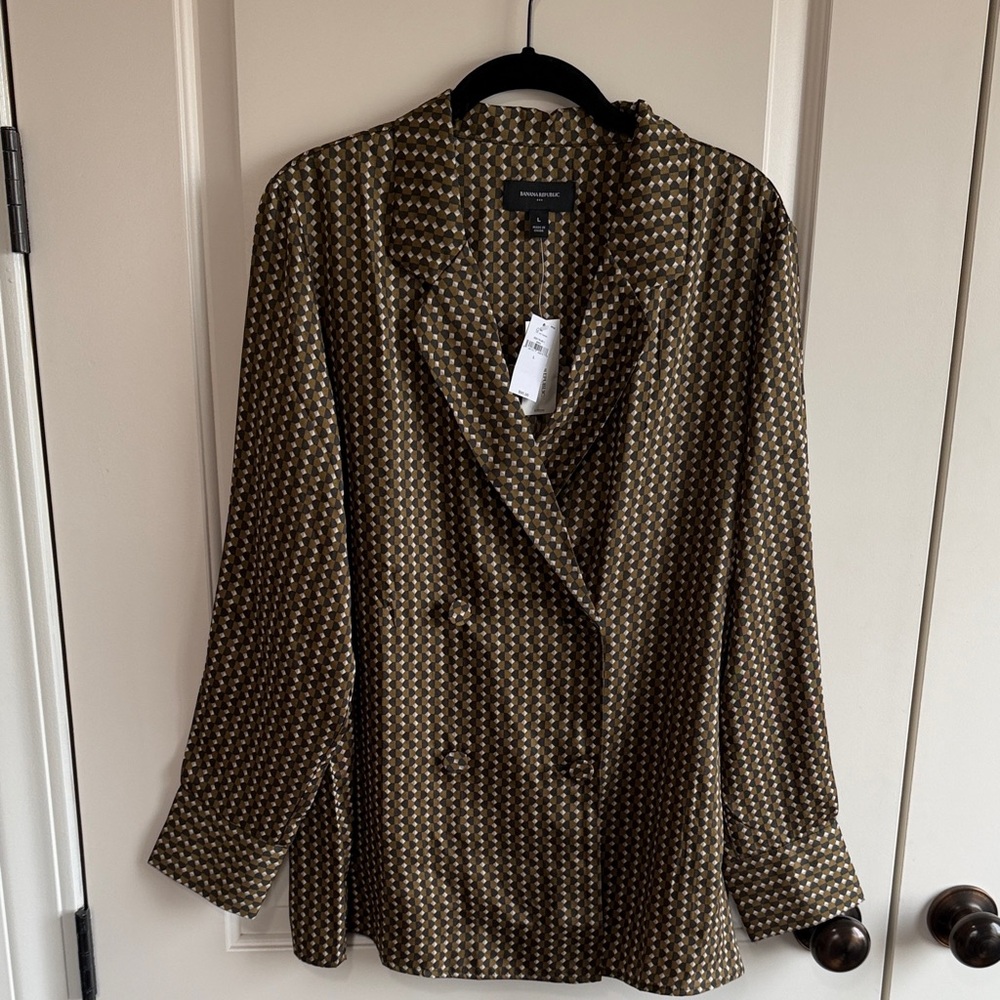 Women's Tuxedo Style Blouse